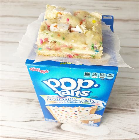 Pop-Tart Sugar Cookie Bars - Kelly Lynn's Sweets and Treats