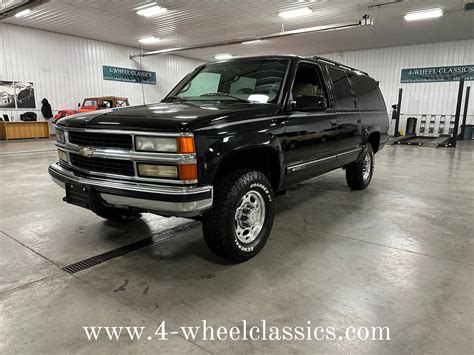1999 Chevrolet Suburban | 4-Wheel Classics/Classic Car, Truck, and SUV ...