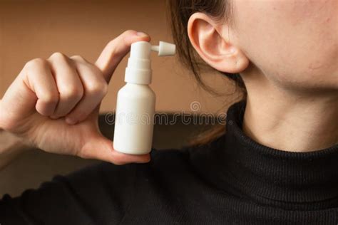 How to Use Ear Spray 的图像结果