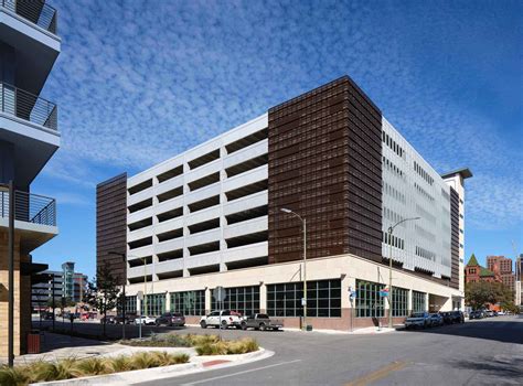 Bexar County Nueva Parking Garage - Joeris General Contractors
