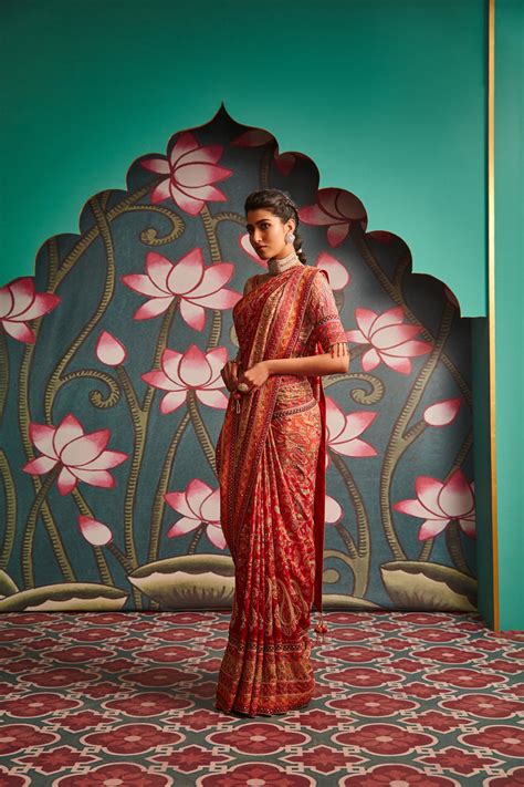 Beige Red Crepe Padma saree – Shakuntlam