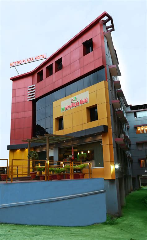 Metro Plaza Hotel in Mangalore, India - Book Budget Hotels with ...