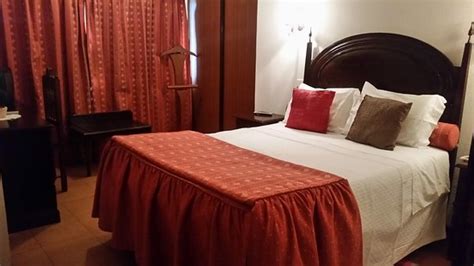 GUEST HOUSE CASA DOS SERPAS (Nelas) - Apartment Reviews, Photos, Rate ...