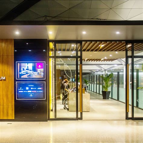 PLAZA PREMIUM LOUNGE (INTERNATIONAL DEPARTURES) (2024) All You Need to ...