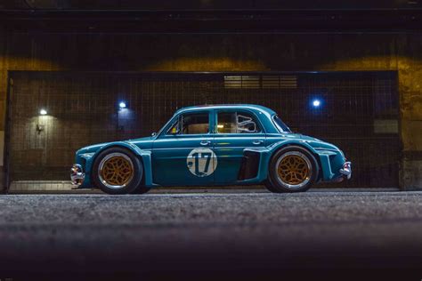 Motomobi News | Restomod Keren Renault Dauphine - Motomobi News