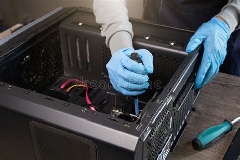 Computer maintenance Computer Cleaning 的图像结果