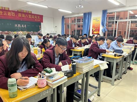 2022年云南师大附中老协补习学校收费标准|学费多少|贵不贵-找课堂