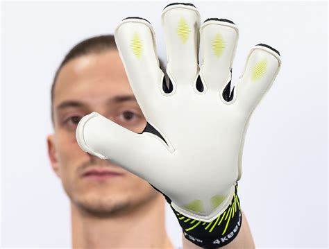 4keepers Rękawice Bramkarskie