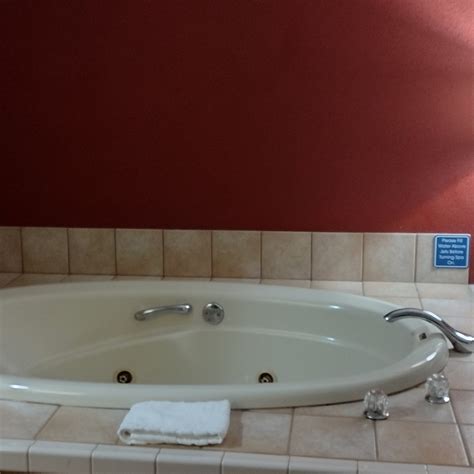 BEST WESTERN DALLAS INN & SUITES - Prices & Hotel Reviews (Oregon)