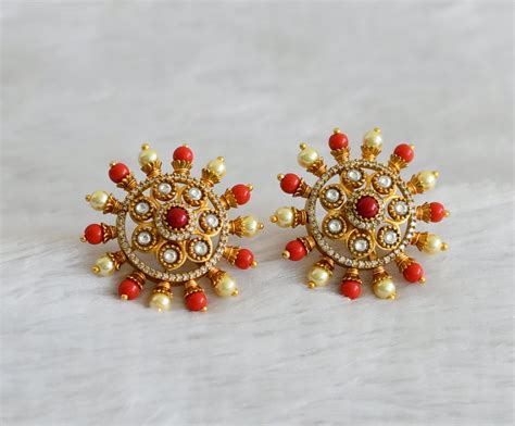 Matte finish white big coral-pearl flower stud dj-48490 – dreamjwell