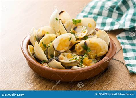 Clams with Marinera Sauce. Almejas a La Marinera Stock Image - Image of ...