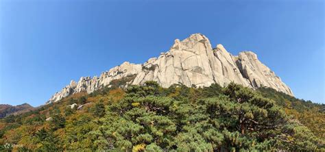 Day trekking PKG 2 - Seoraksan National Park - Klook India