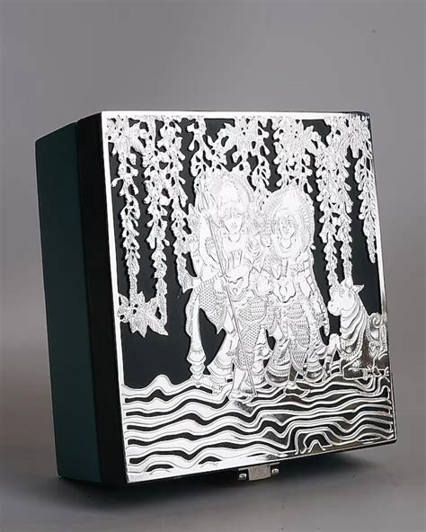 Luxury Silver Box – ANGIE HOMES