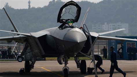 AI now assists China's Air Force in picking fighter pilots. How will ...