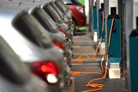 新能源汽车销量的递增，真的带动了充电桩行业吗？