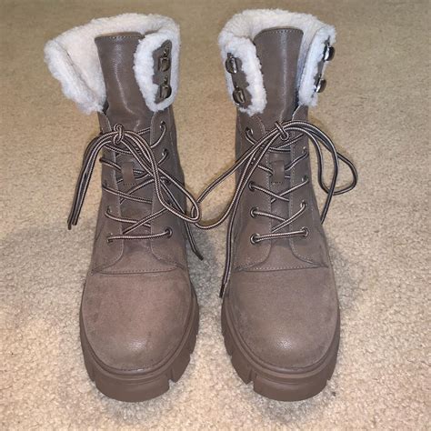 MIA boots size 7.5 M only worn once - Depop