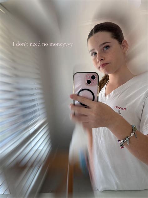 I can’t tag them but it’s Charlotte and Lara M 🫶🏻 #nomoneyneededaslo ...