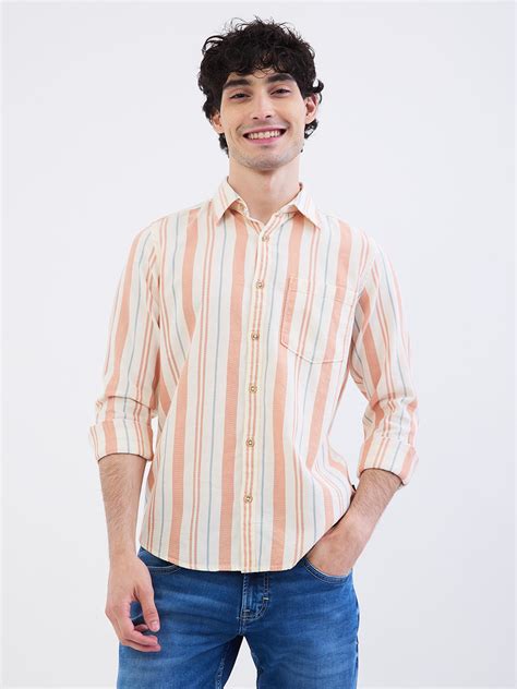 Spykar Tropical Pink Slim Fit Casual Shirts For Men