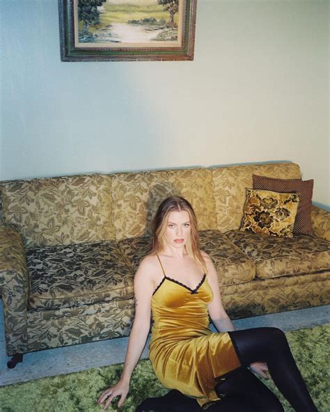 Barbara Dunkleman - Photo Shoot December 2022 • CelebMafia