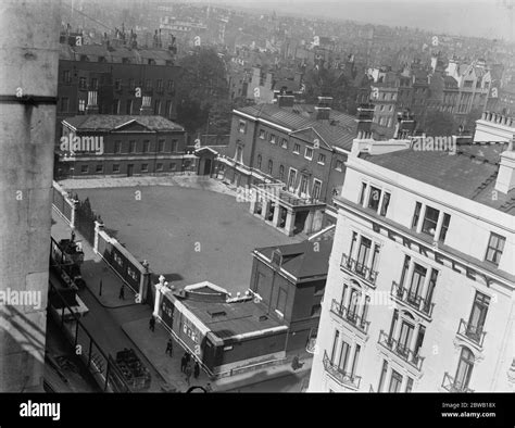Devonshire House residence of the Dukes of Devonshire in the 18th and ...