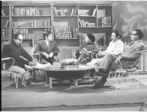 Photos of a forgotten Pakistan: hippies in Lollywood, suave bands in ...