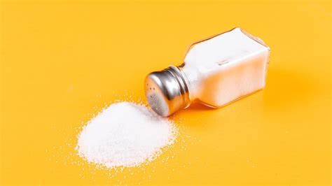 WHO calls for lower sodium salt substitutes to tackle global ...