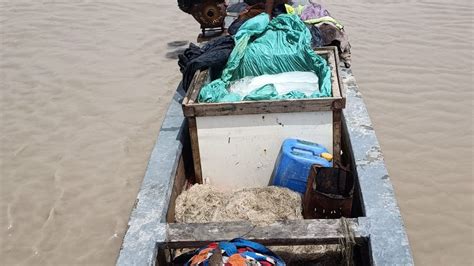 Gujarat: हरामी नाला इलाके से Pak नौका को किया जब्त, हवा में बहती हुई आ ...