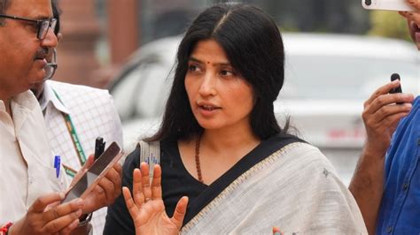 UP Politics: 'वोट चोरी' के आरोपों पर राहुल गांधी को माफी मांगनी चाहिए ...