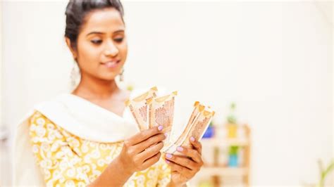 क्या समय से पहले FD तुड़वाने पर लगता है चार्ज? जानें नियम | fd ...