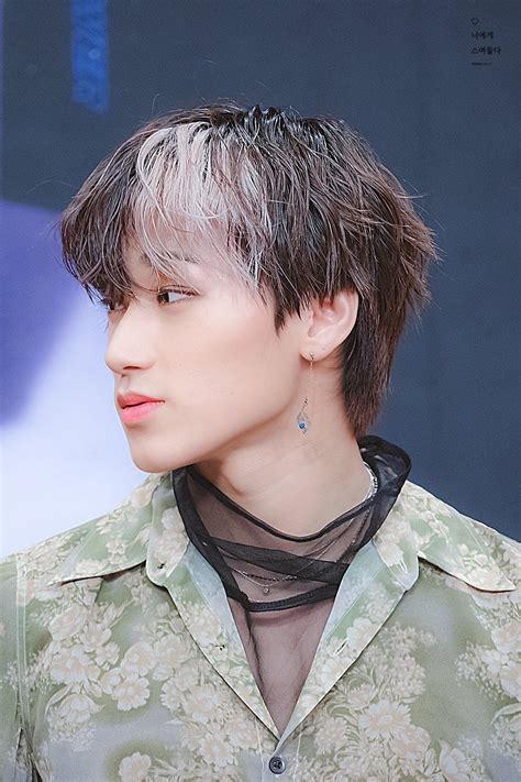 White Streak In Hair, White Hair Highlights, White Hair Men, Hair Color ...