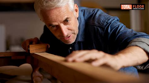 How Floor Sanders Can Transform Your Home's Hardwood Floors