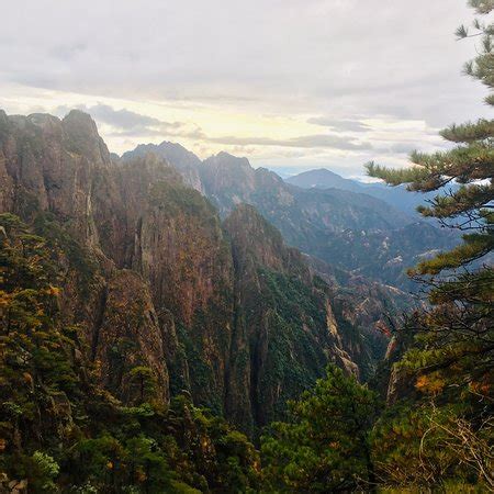Paiyun Pavilion (Huangshan) - 2022 What to Know Before You Go (with ...