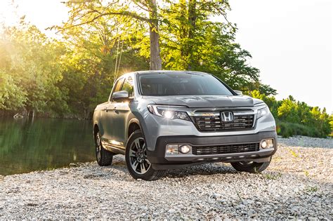 2017 Honda Ridgeline Review