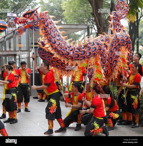 Hong Kong Food Tours | Chinese New Year Lion Dance & Dragon Dance ...