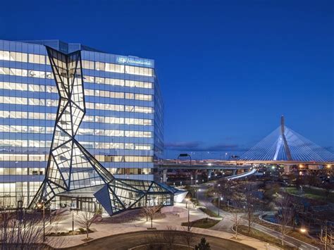 EF Education First 的图像结果