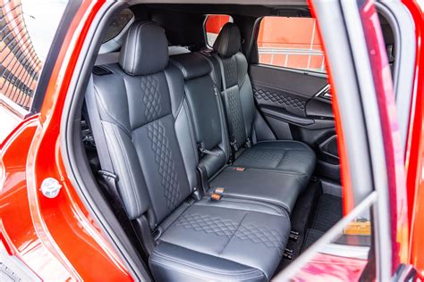 2025 Mitsubishi Outlander PHEV review - Bliolm.com