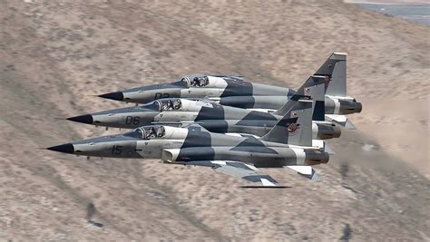 Private F-5 Aggressor Jet Flies With Built-In Infrared Search And Track ...
