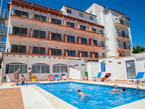 Coma-ruga Tourism: All You Need to Know Before You Go (2024)