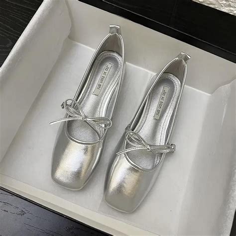 Metallic Silver Ballerina Flats - Stylish and Comfortable Shoes