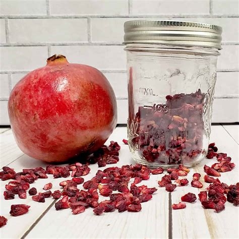 Can You Eat Pomegranate Seeds