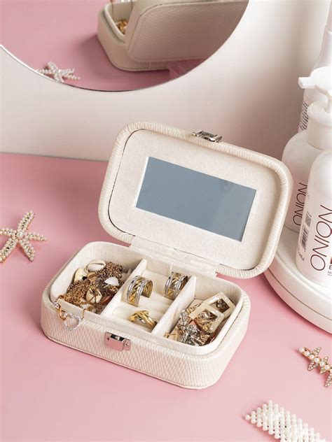 Premium Ivory Jewellery Box - Market99 India – MARKET99