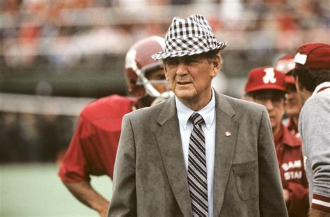 Bear Bryant died 40 years ago. Alabama football legend's timeline