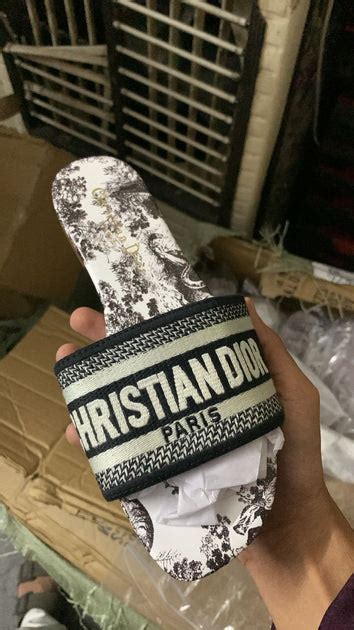 Christian Dior Paris Embroidered Slide Sandal Black White – Glamourlyindia