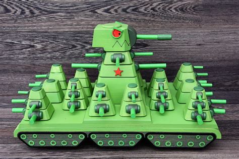 坦克世界动漫：混改版KV44大战钢铁卡普特