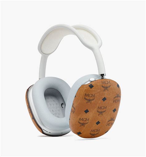 One Size AirPods Max Case Cover in Visetos Cognac | MCM ®US