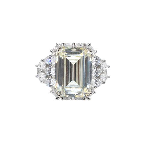 Pale Yellow Coloured Emerald Cut Ring – Silver Attractions