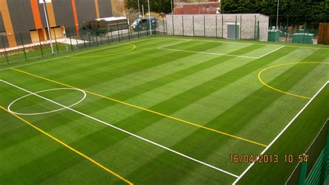 Football Court 的图像结果