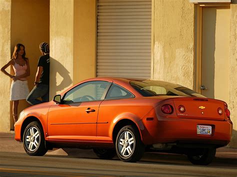 2005 Chevrolet Cobalt Coupe Specs, Performance & Photos - autoevolution