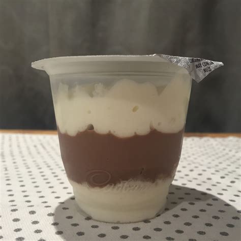Archived Reviews From Amy Seeks New Treats: NEW! Cadbury Winterful Layers Of Joy (Tesco)