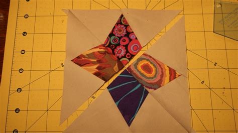 Mini Periwinkle Quilt Tutorial 的图像结果